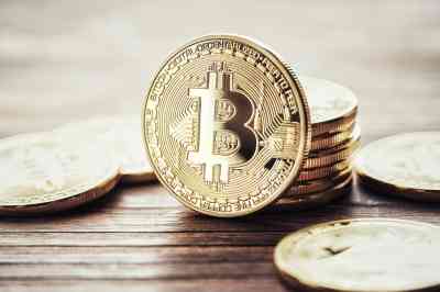 Bitcoin - © jd-photodesign - stock.adobe.com